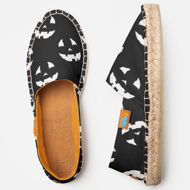 creepy halloween pumpkin faces black espadrilles (Side)