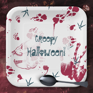 Creepy Skull Blood Traces Halloween Party Paper Plates