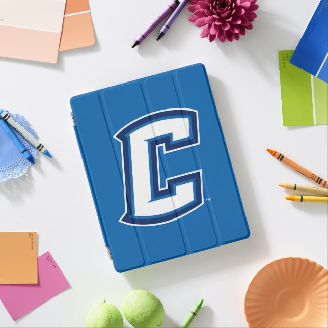 Creighton University C iPad Smart Cover (In Situ)
