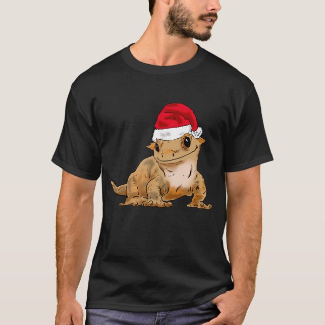 Crested Gecko Christmas Santa Hat Funny Xmas T-Shirt (Front)