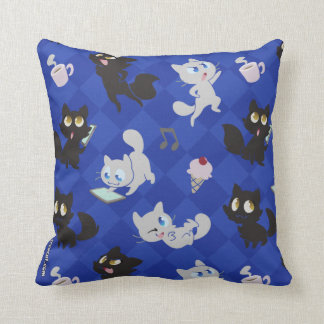 Créu VS Petita Décor Pillow