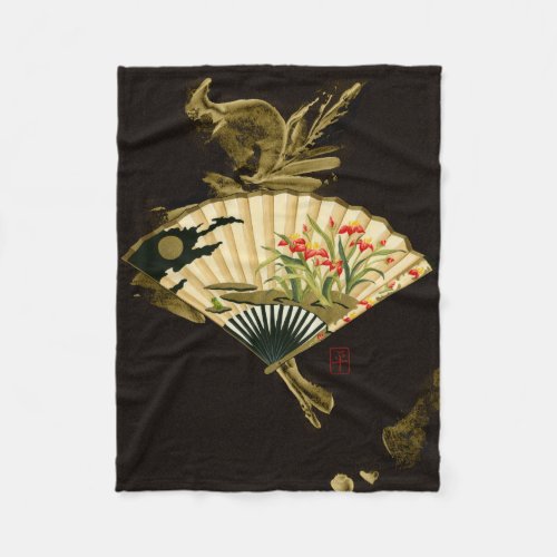 Crimped Oriental Fan with Floral Design Fleece Blanket