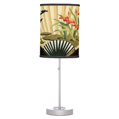 Crimped Oriental Fan with Floral Design Table Lamp