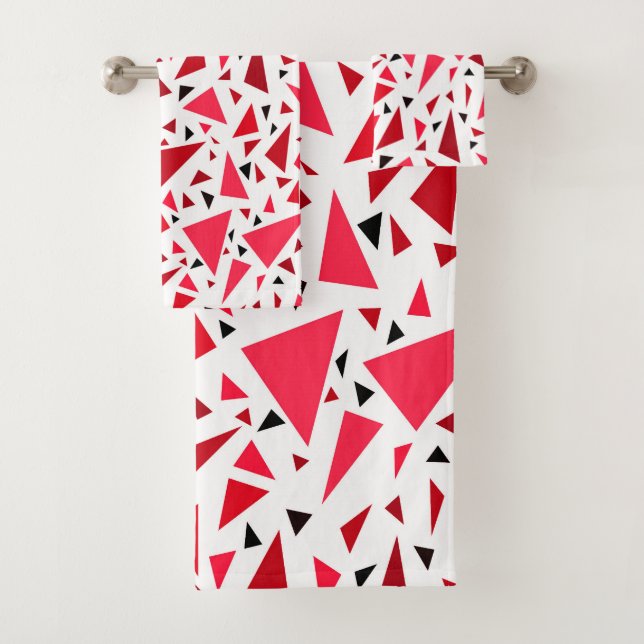crimson red triangles on white retro background bath towel set (Insitu)