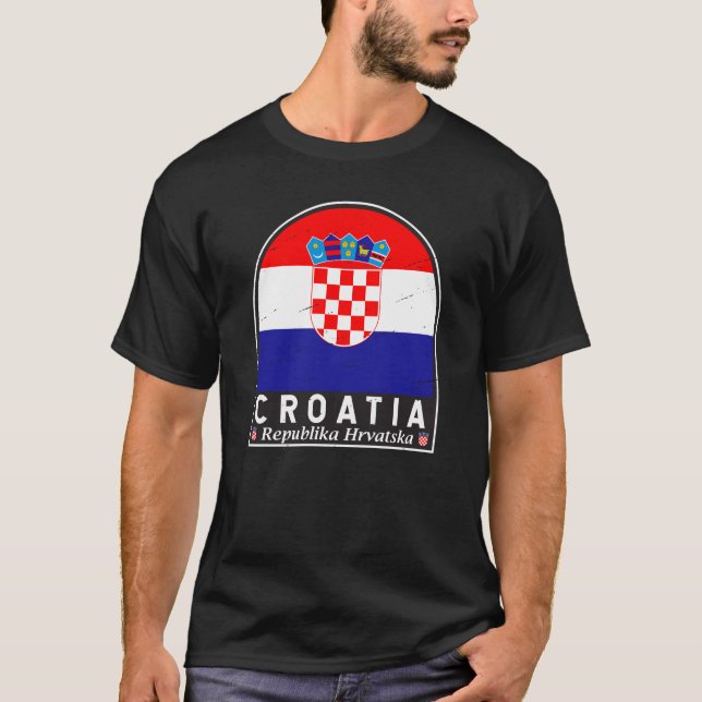 Croatia Flag Emblem Distressed Vintage T-Shirt (Front)