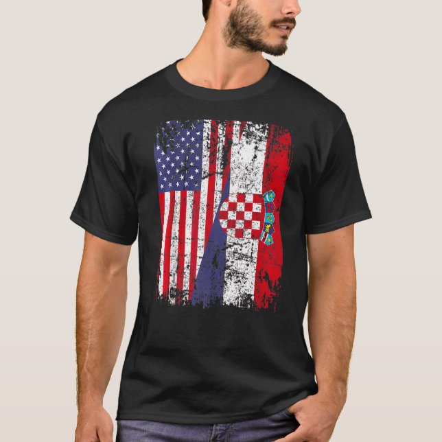 Croatian Roots Half American Flag Croatia   T-Shirt (Front)