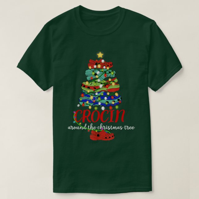 Crocin around the Christmas tree 199 T-Shirt (Design Front)