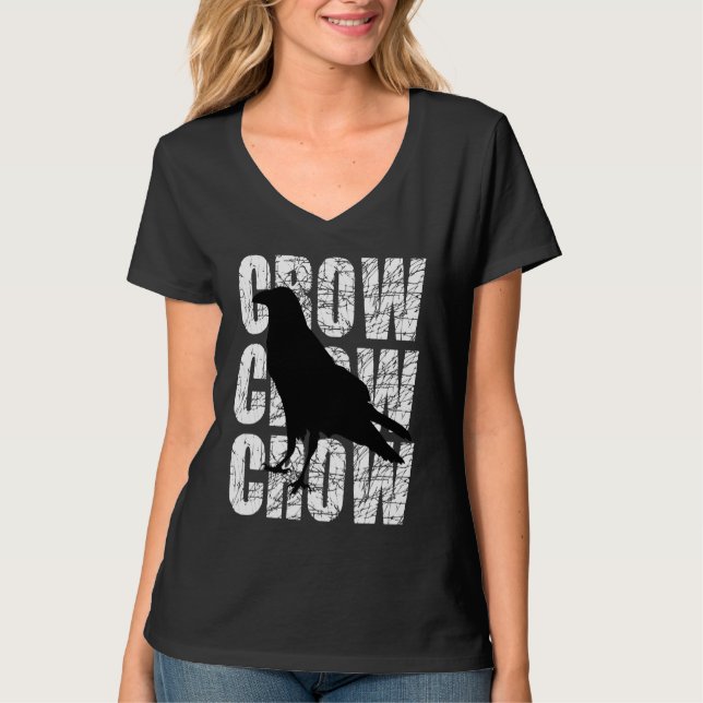 Crow Clever Raven Crow Blackbird T-Shirt (Front)