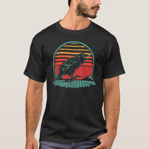 Crow Retro Vintage 80's Style Animal Synthwave T-Shirt