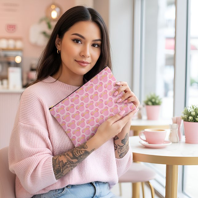 Crown Accessory Pouch (Creator Uploaded)