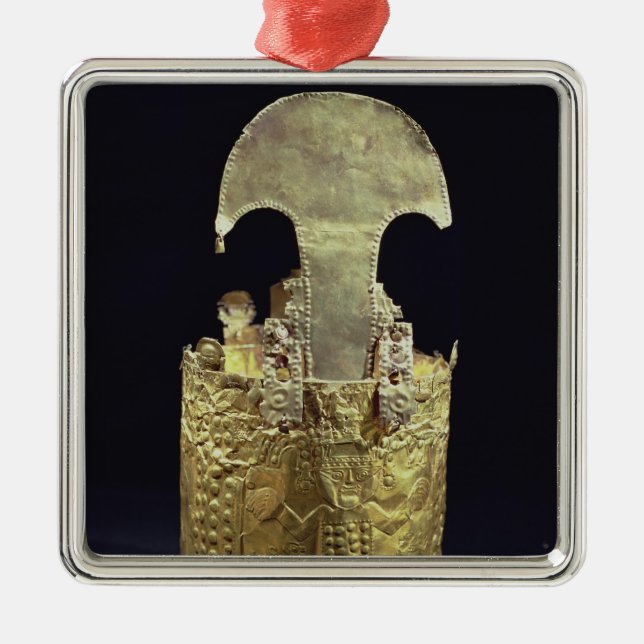 Crown, Chimu Metal Ornament (Front)