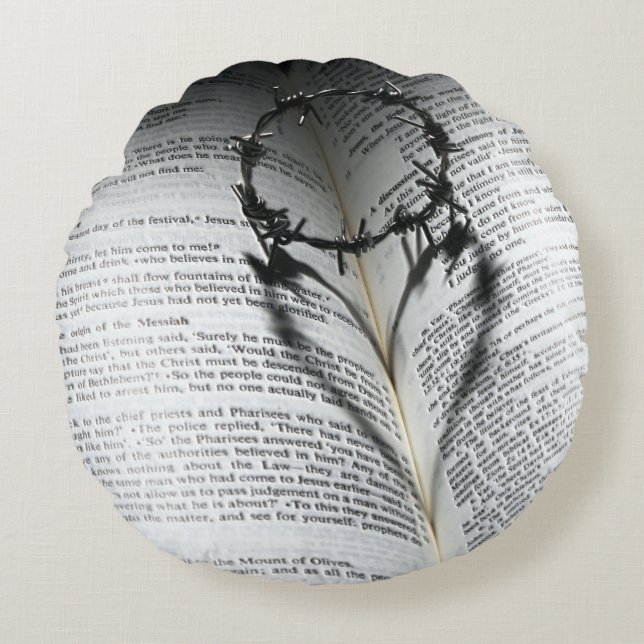 Crown of Thorns Heart and Bible Round Pillow (Front)