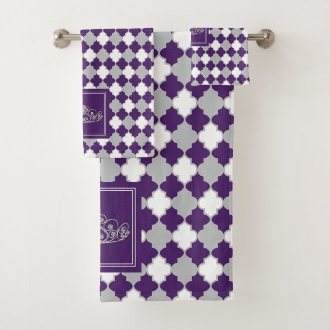 Crown with Plum Purple, Gray and White Quatrefoil Bath Towel Set (Insitu)