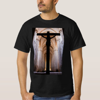 Crucifix with Jesus Christ. Gothic Alcobaca Abbey T-Shirt