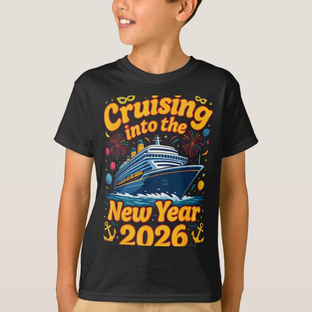 Cruise Into The New Year 2026 Crew Squad Family Ma T-Shirt (Front)