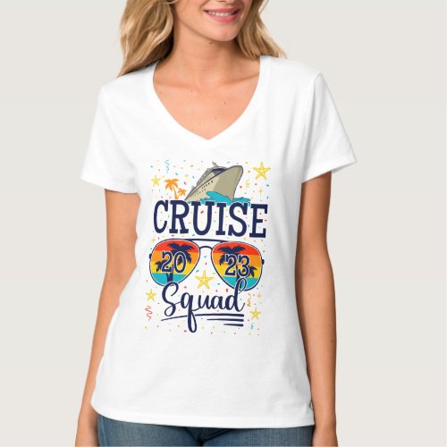 Cruise Squad 2023 Cruising Vacation Women V_Neck T_Shirt