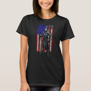 Crusader Knight Templar Warrior Of God America Fla T-Shirt