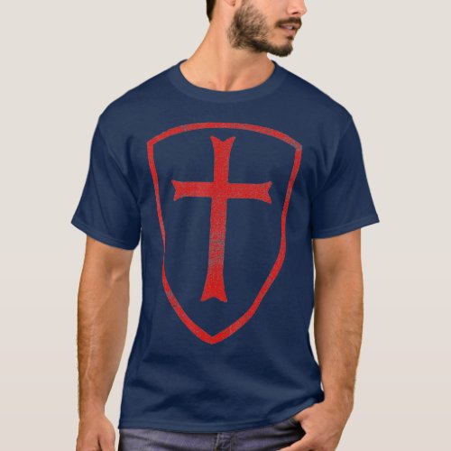 Crusader Knights Templar Crusader Distressed Men T_Shirt
