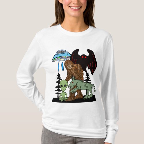 Cryptid Big Foot Alien Mothman UFO Chupacabra  T_Shirt