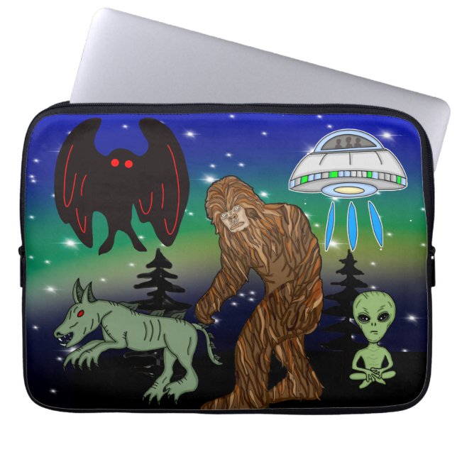 Cryptid, UFO,  Big Foot, Chupacabra, Alien Mothman Laptop Sleeve (Front)