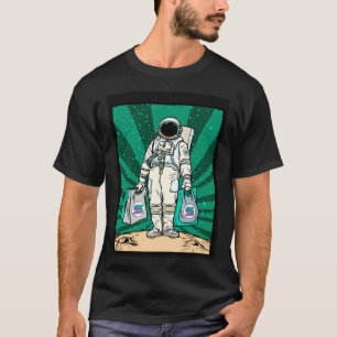 Cryptocurrency Talk  To The Moon Solana Space Man  T-Shirt