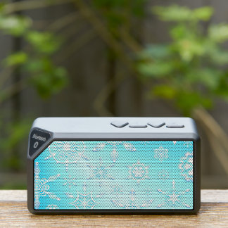 Crystal Snowflakes Pattern Bluetooth Speaker