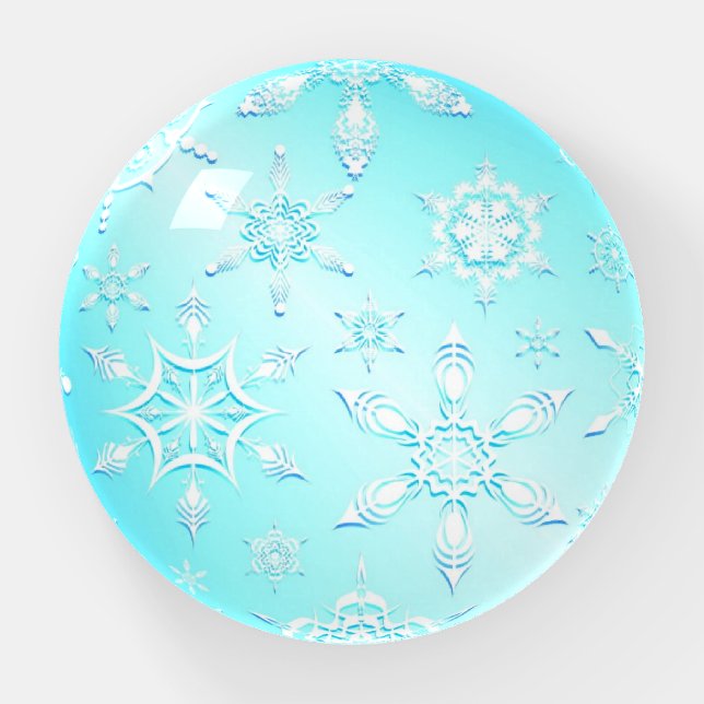 Crystal Snowflakes Pattern Paperweight (Front)