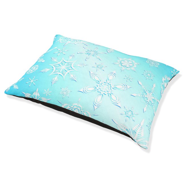 Crystal Snowflakes Pattern Pet Bed (Angled)