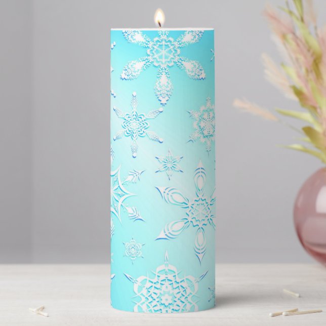 Crystal Snowflakes Pattern Pillar Candle (In Situ)
