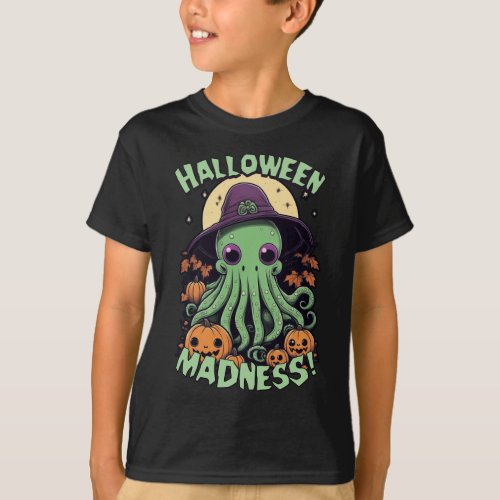 Cthulhu Halloween Madness _ Kawaii Witch Kids T_Shirt