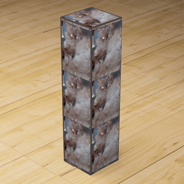 Cuddly Cat Wine Box (Front)