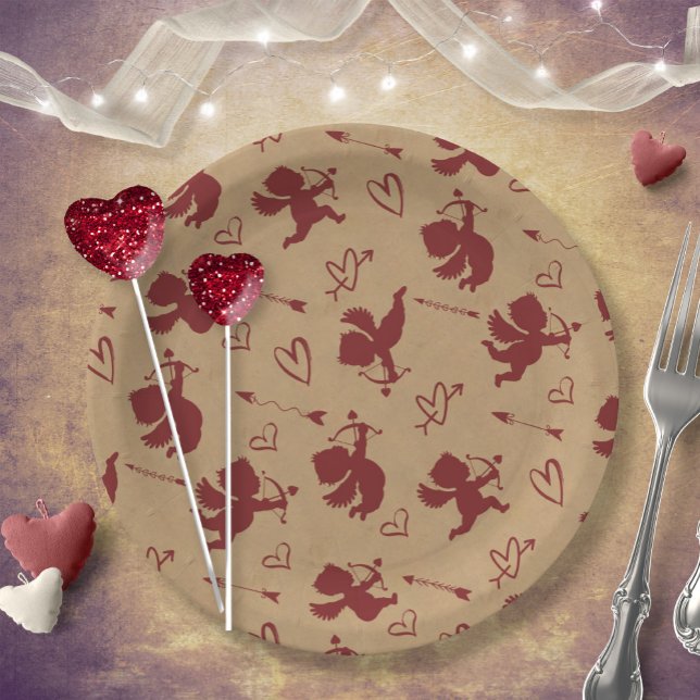 Cupids Arrows and Hearts ID630 Paper Plates (Creator Uploaded)
