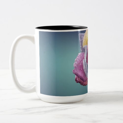 Cups with unique design 