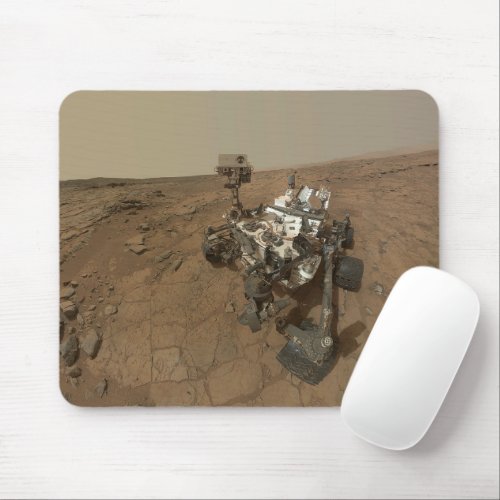 Curiosity Rover On The Surface Of Mars Mouse Pad