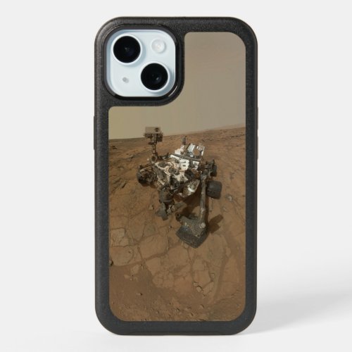 Curiosity Rover On The Surface Of Mars iPhone 15 Case