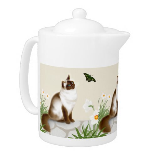 Curious Himalayan Cat Teapot