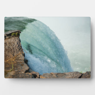 Curves of the Edge Plaque