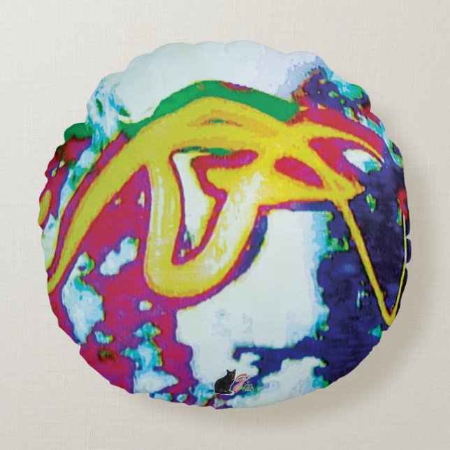 Curviture Round Pillow (Front)