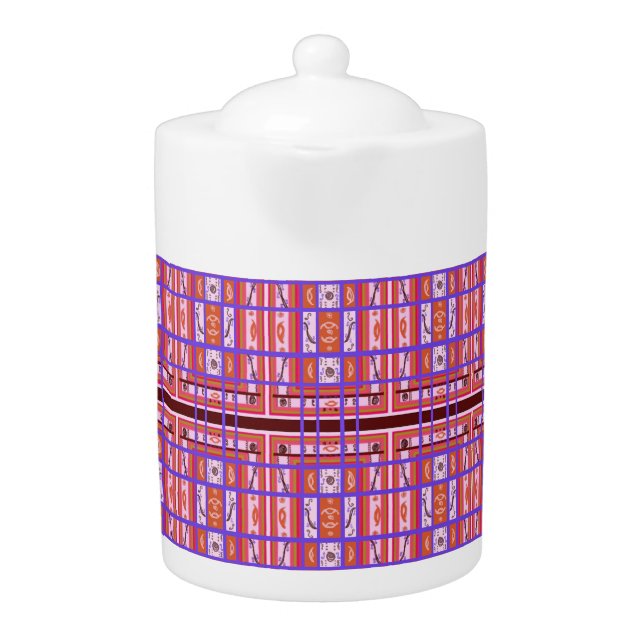 Curvy Plaid Pattern Teapot (Front)