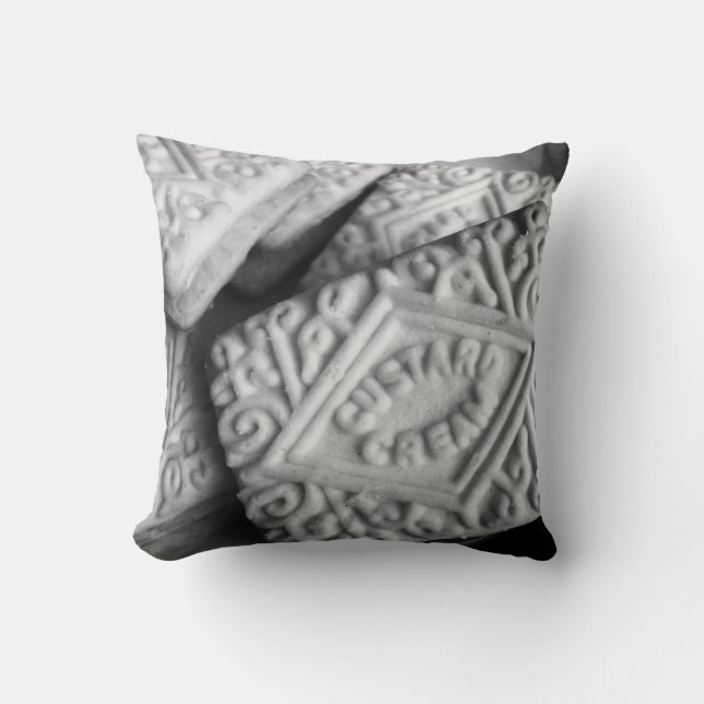 Custard cream cushion (Front)