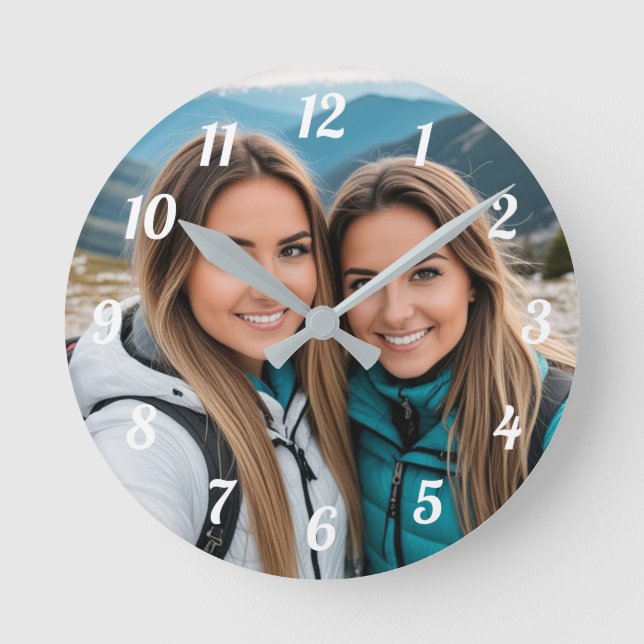 Custom Best Friends Picture Round Clock (Front)