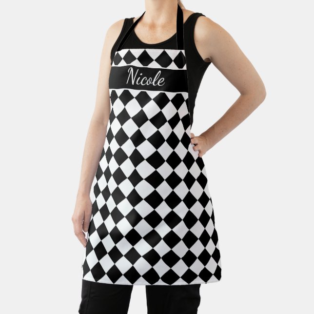 Custom black and white checkered pattern kitchen apron (Insitu)