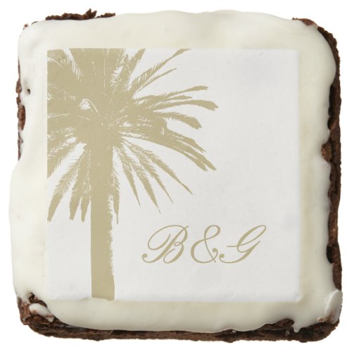 Custom brownies for outside beach wedding party