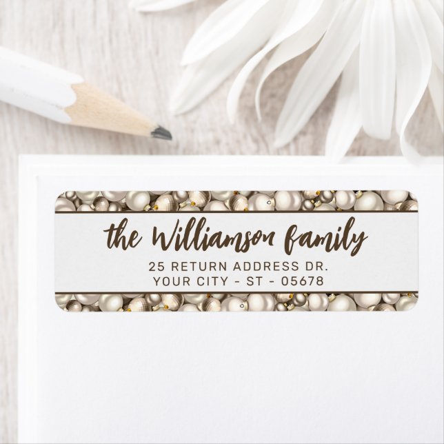 Custom Classic Holiday Green Red Plaid Pattern Label (Insitu)