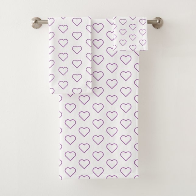 Custom Colors Bath Towels with Hearts (Insitu)