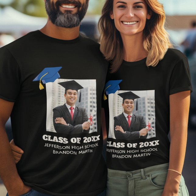 Custom Graduation Photo 2026 Graduate Proud Parent T-Shirt (Creator Uploaded)