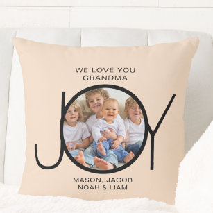 Personalized Grandkids pillow – Stitch & Scribe