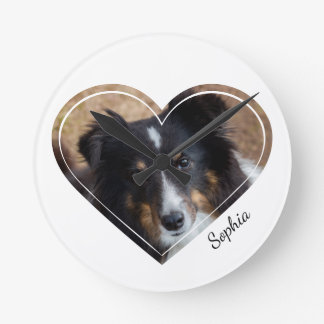 Custom Heart Shape Pet Photo &amp; Personalized Text Round Clock