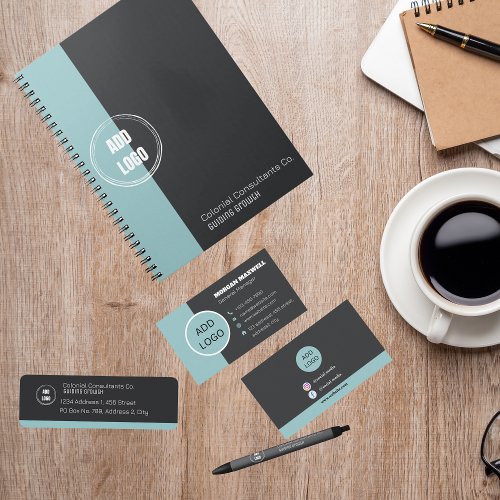 Custom logo modern minimalist  business card