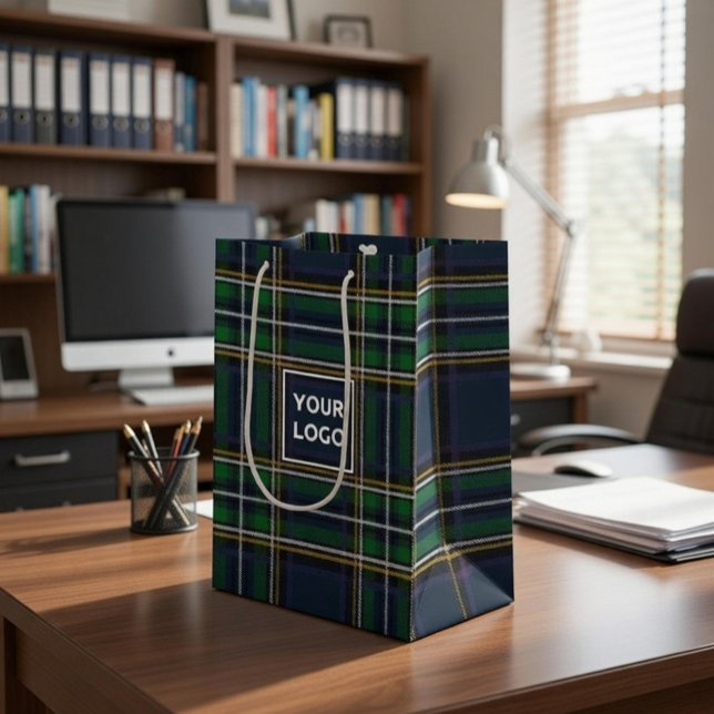 Custom Logo Tartan Paper Gift Bag (Creator Uploaded)